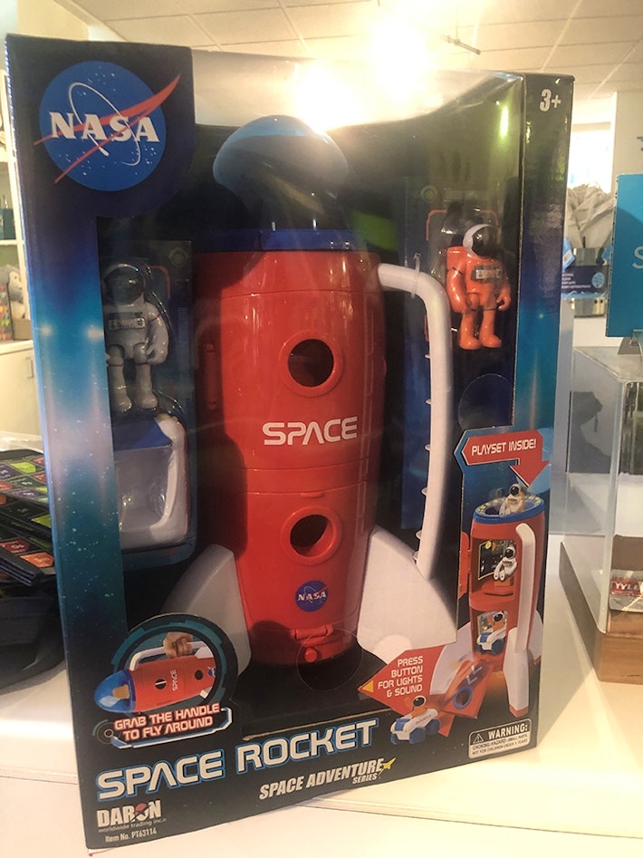 Space Rocket 725